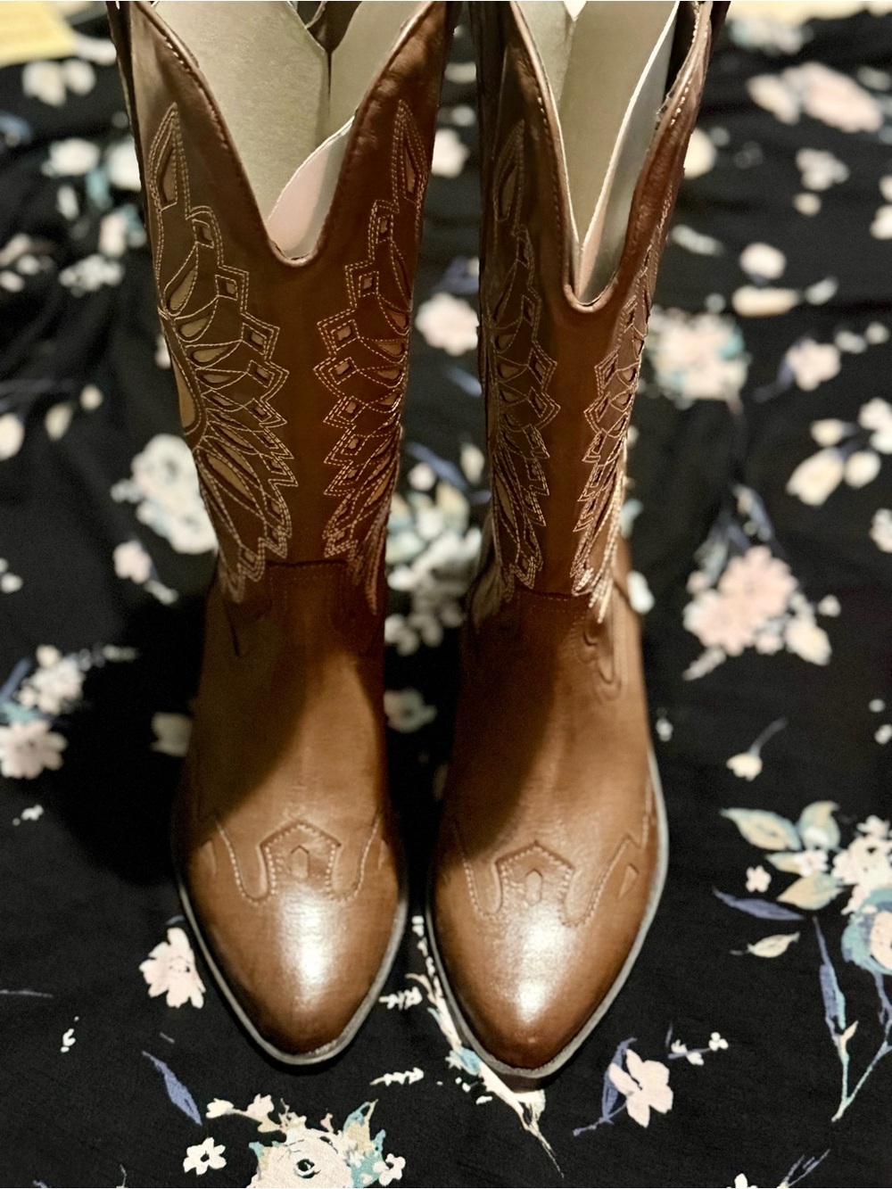 Coconuts by Matisse Brown Embroidered Western Boots